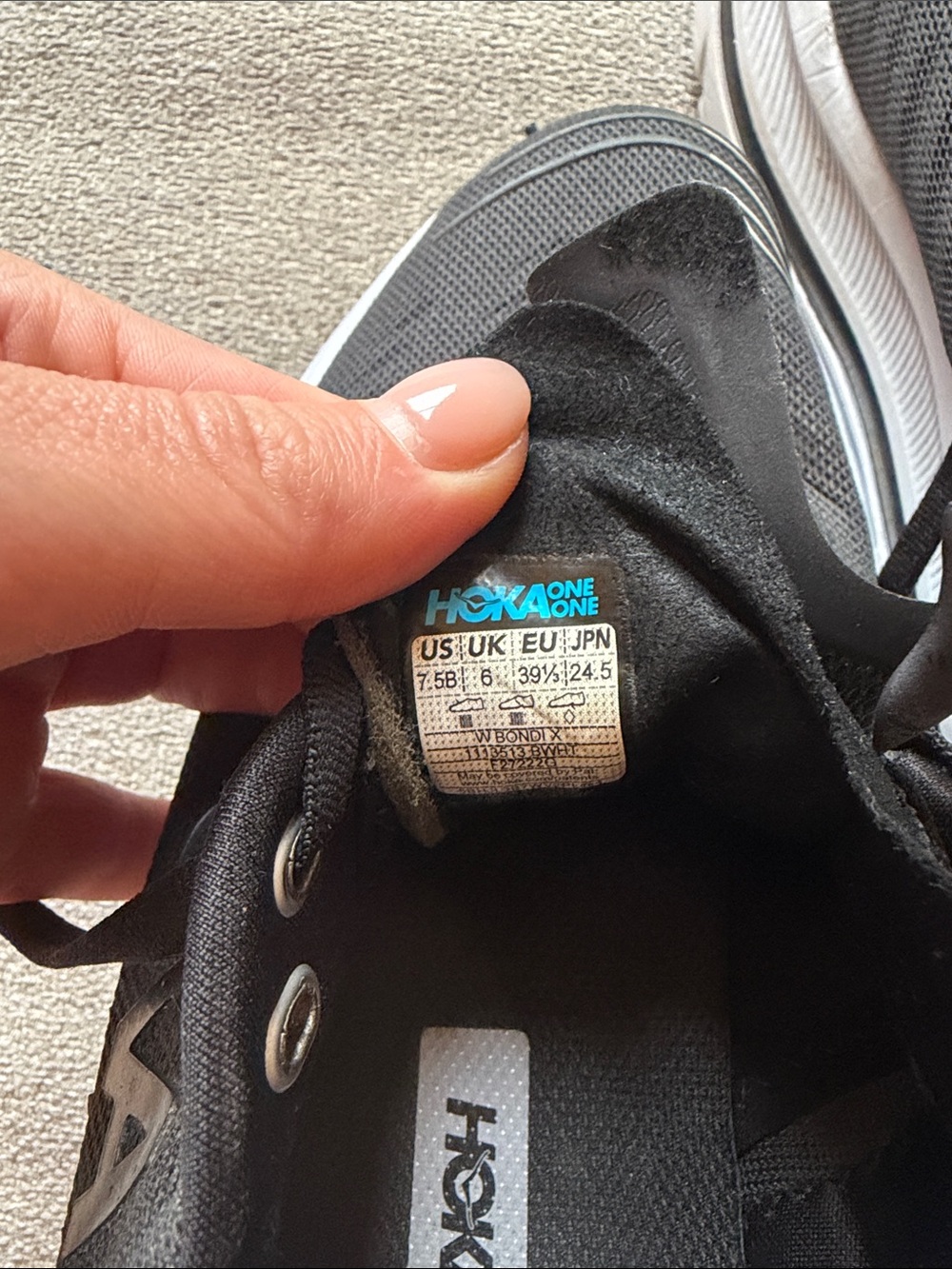 Hoka Bondi X Running Shoes - Picture 3 of 7